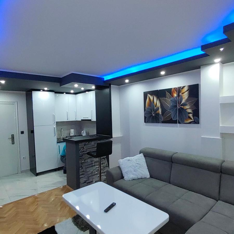 Apartmani Amona Stan Na Dan Doboj Exterior foto